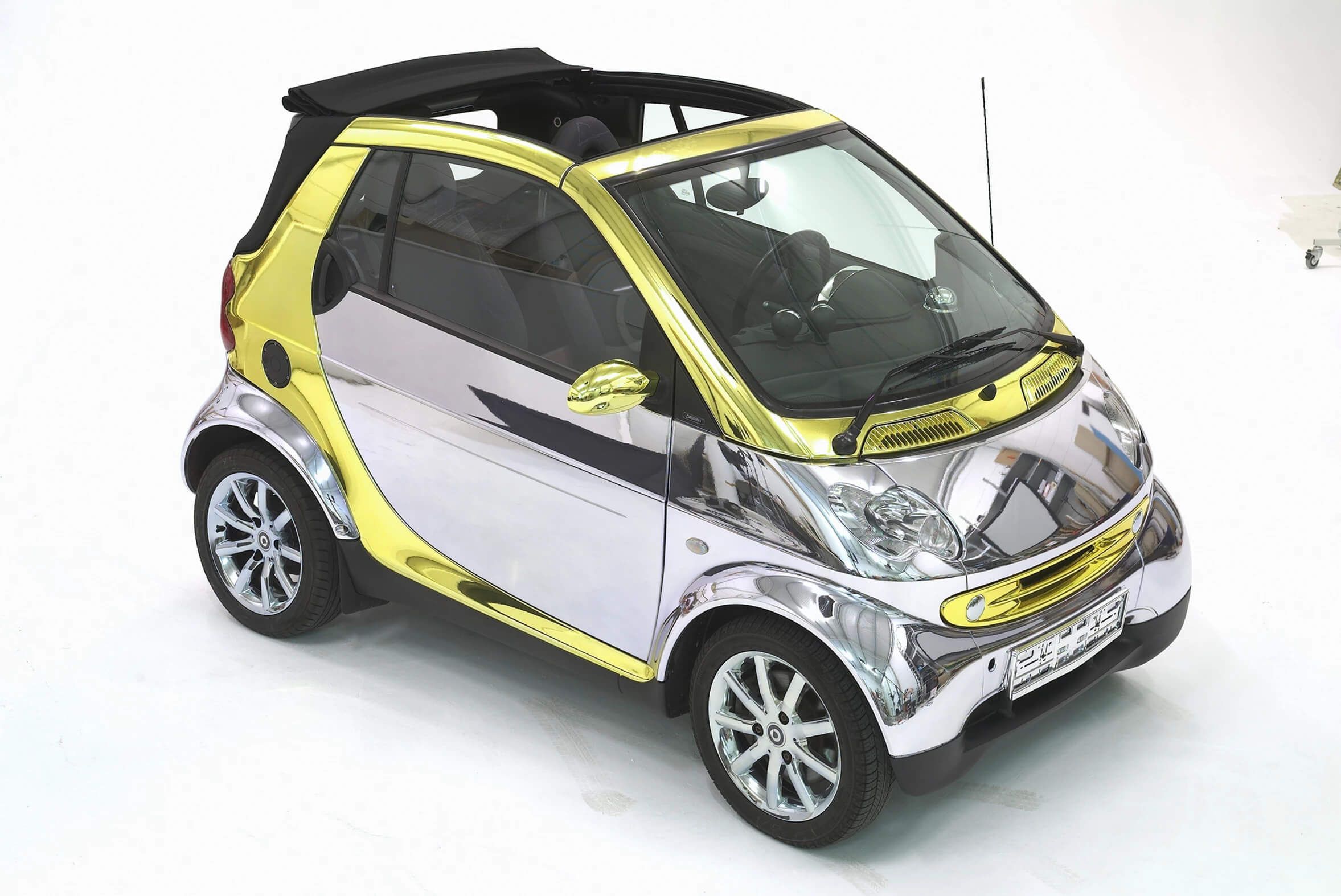 Chromlack am Automobil am Beispiel eines Klein-Automobils